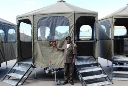 Namibia_field_kitchen_400x300_Desert_Wolf-1